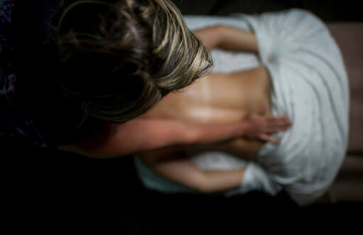 Sensual Tantra Massage: The Secrets to Enhanced Sensual Experience